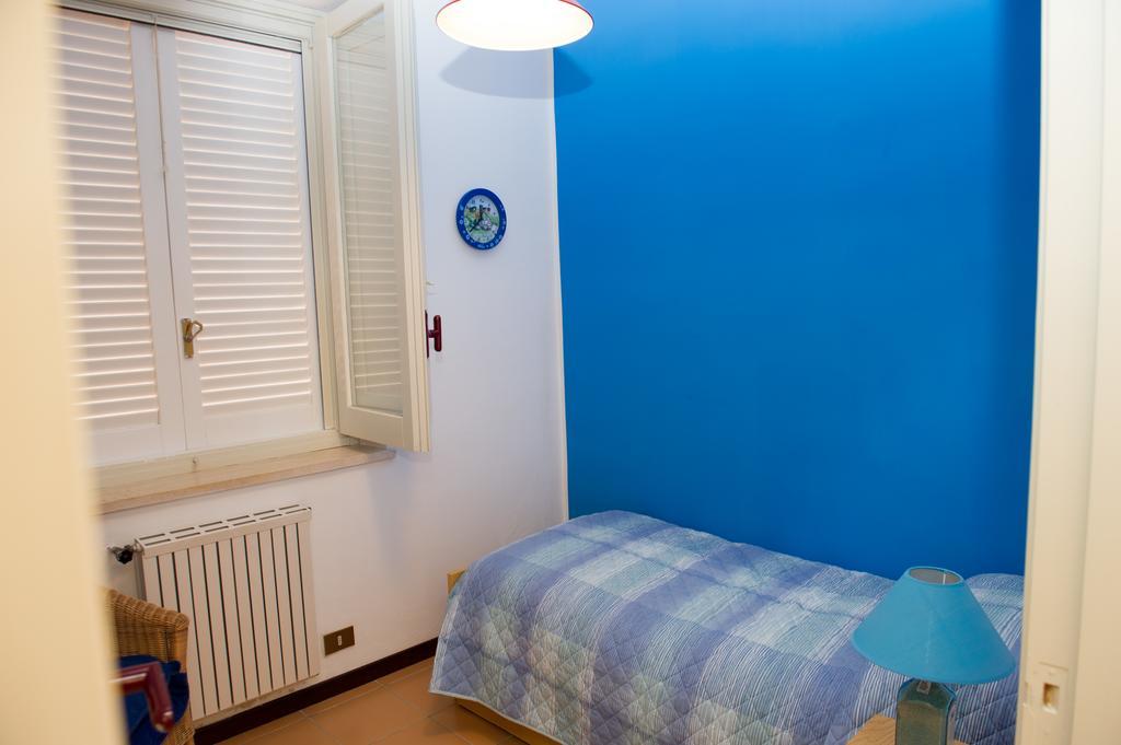 Lomarchi Holiday Home Каріні Екстер'єр фото